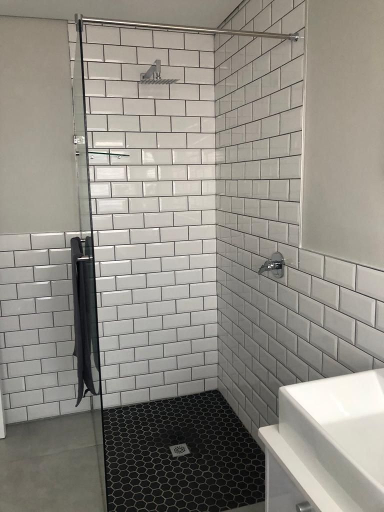 To Let 2 Bedroom Property for Rent in Sea Point Western Cape